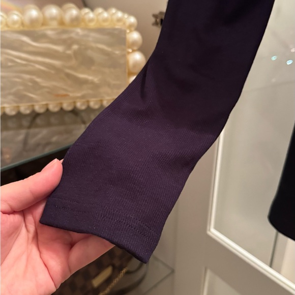 NWOT-Dark Navy Blur Long Sleeve Soft Cut Put Asymmetrical Top - Picture 9 of 9